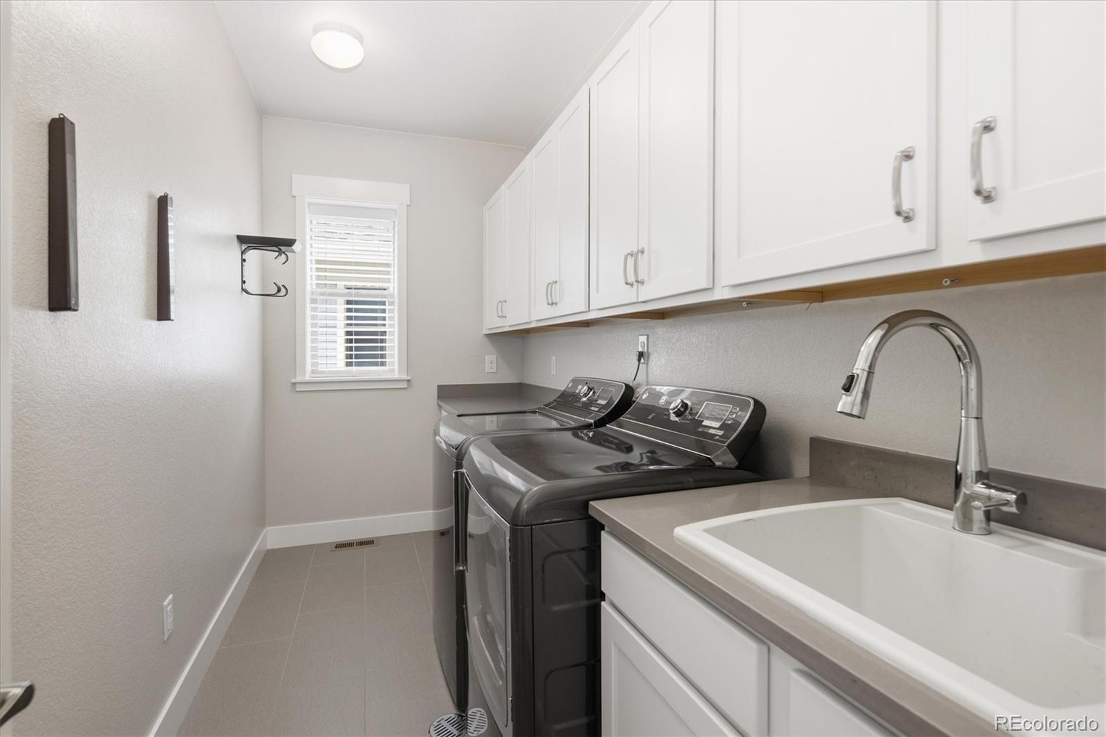 5971 Hanover Street Denver CO 80238
