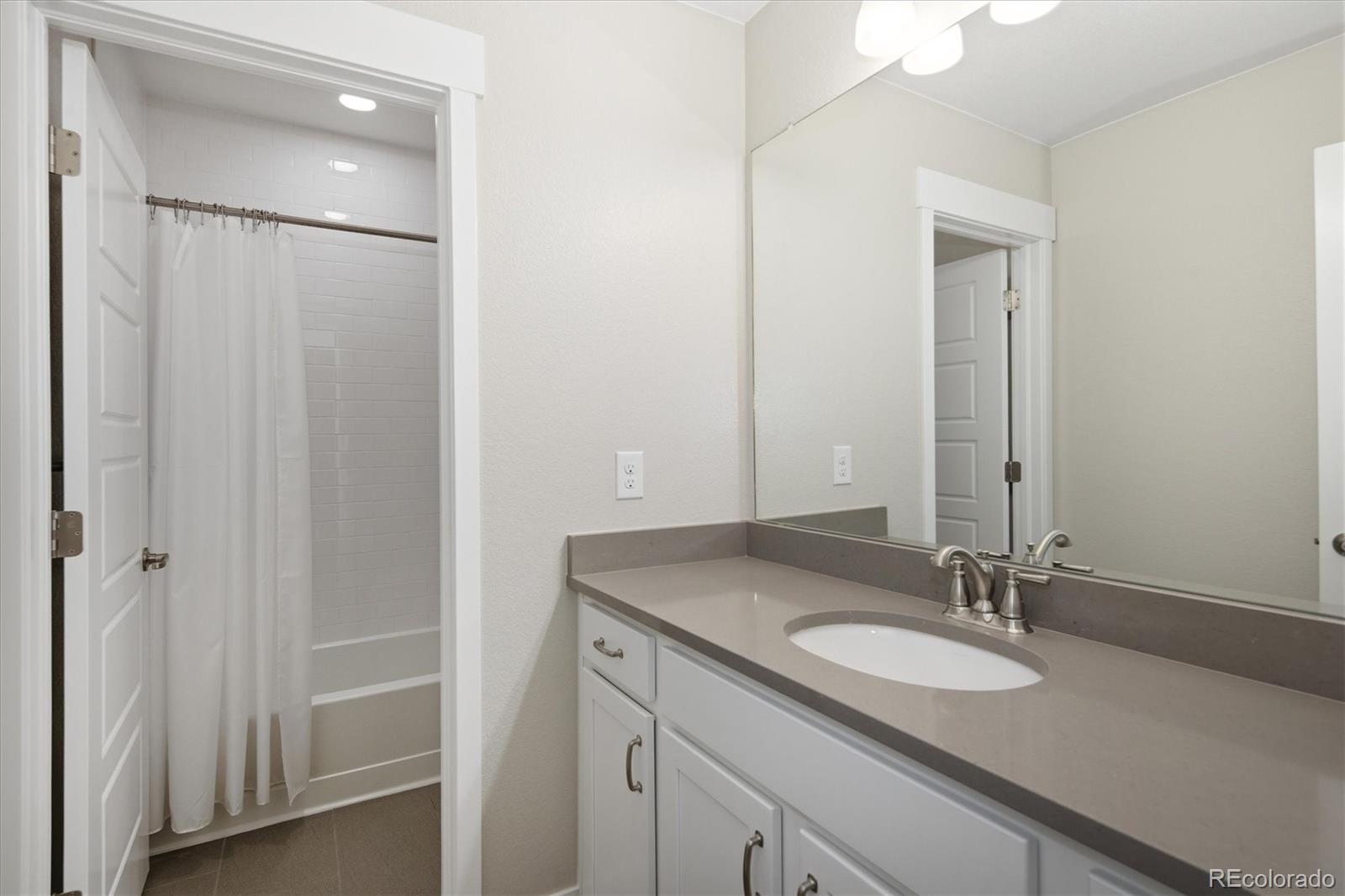 5971 Hanover Street Denver CO 80238