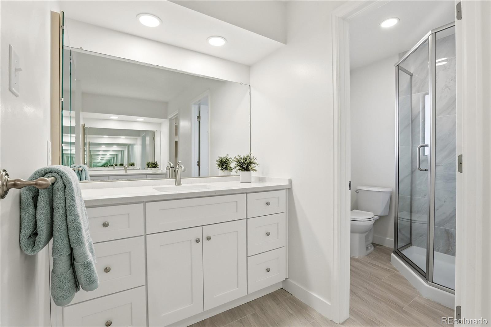 2425 S Ellis Street Lakewood CO 80228