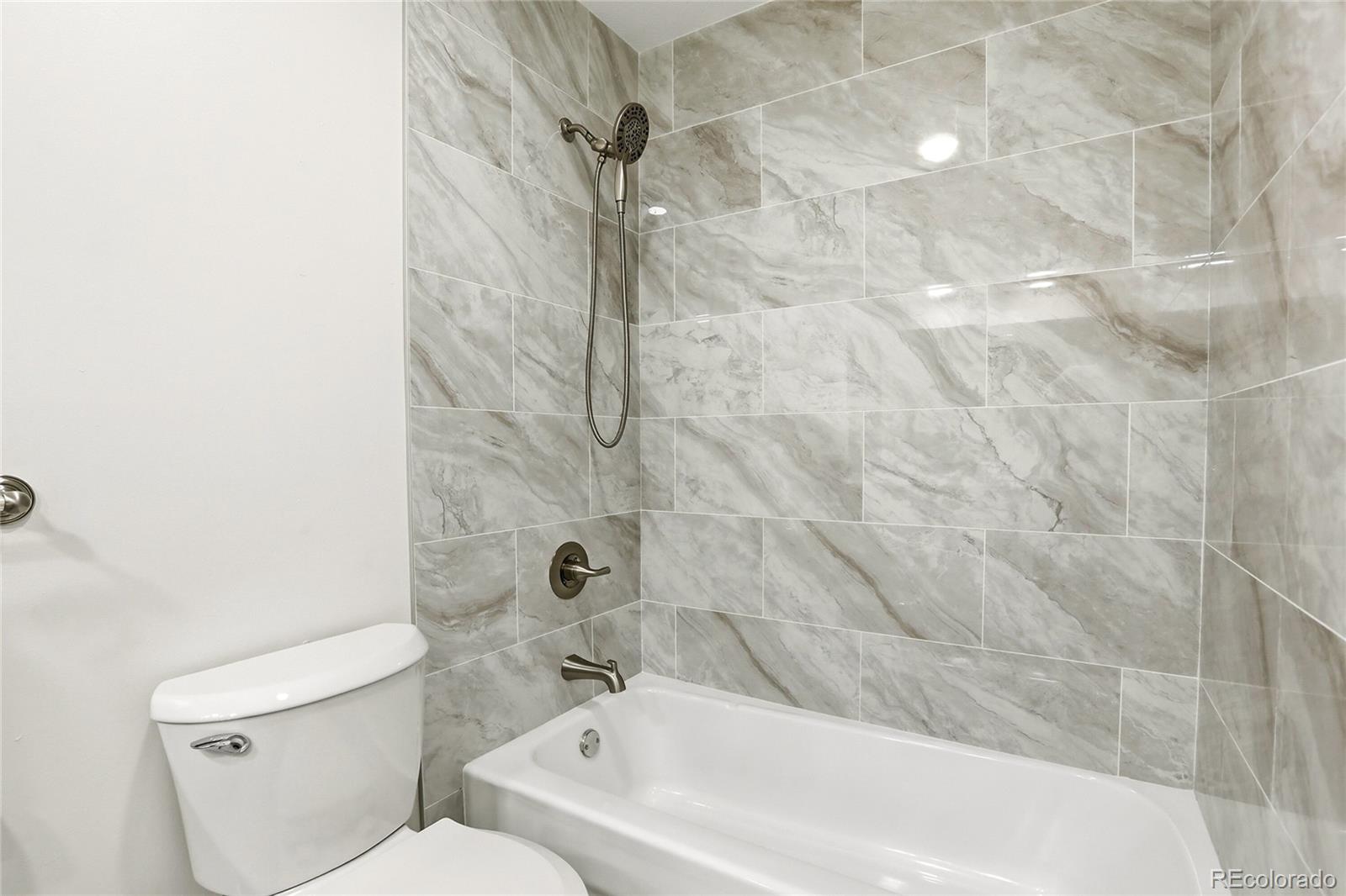 2425 S Ellis Street Lakewood CO 80228