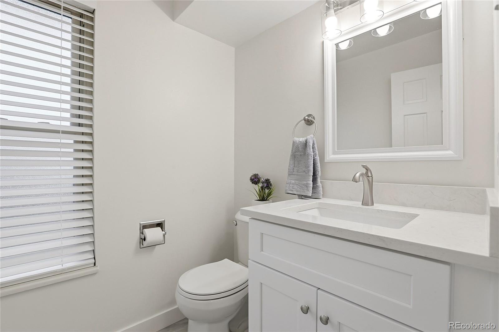 2425 S Ellis Street Lakewood CO 80228