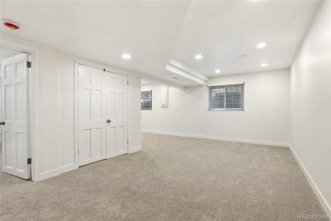 2425 S Ellis Street Lakewood CO 80228