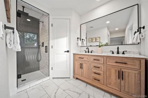 6769 S Foresthill Street Littleton CO 80120