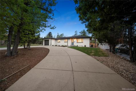 6769 S Foresthill Street Littleton CO 80120