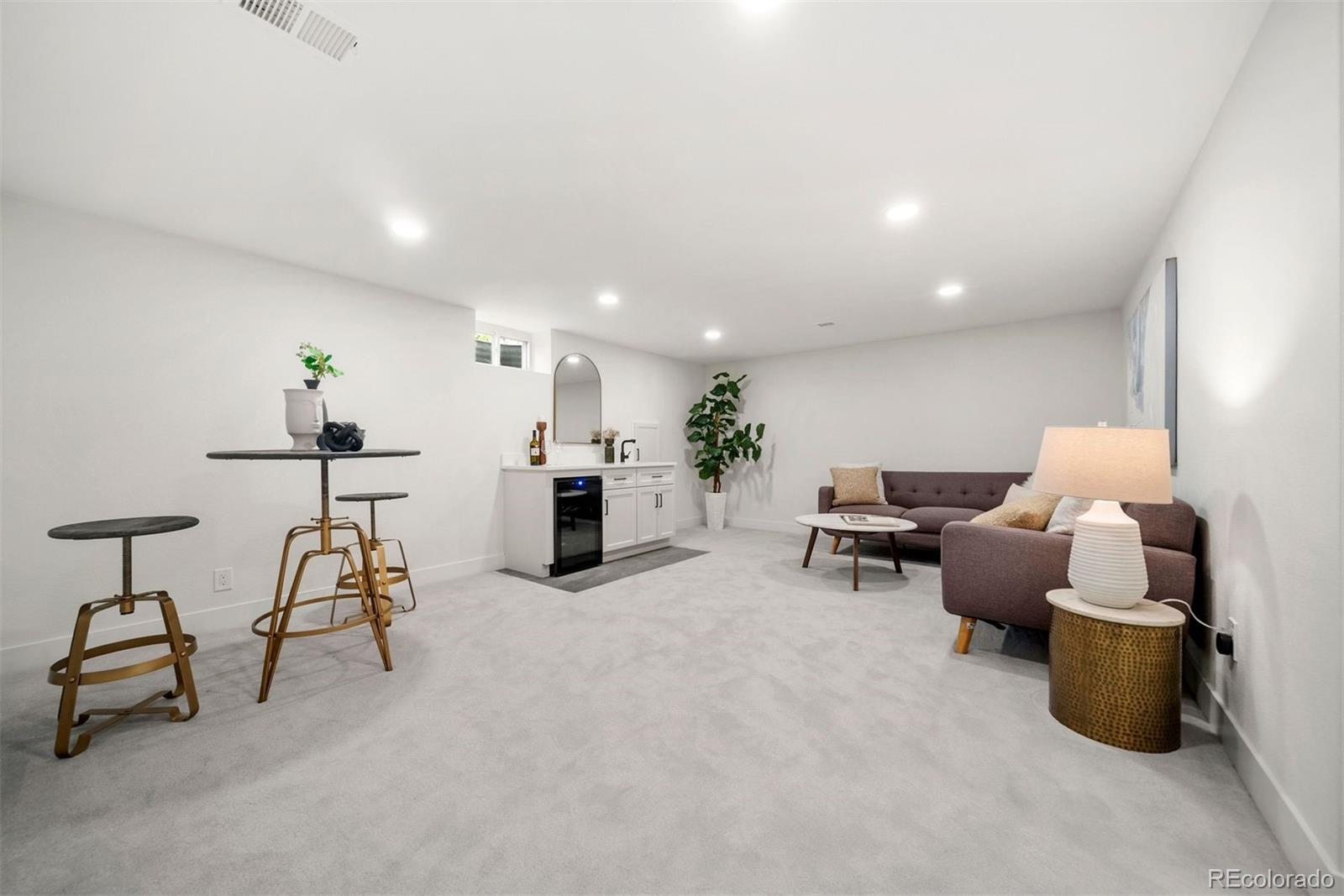 6769 S Foresthill Street Littleton CO 80120