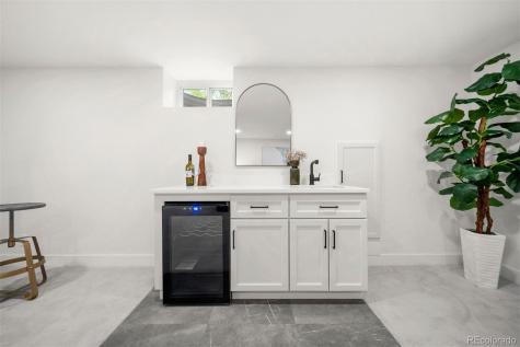 6769 S Foresthill Street Littleton CO 80120