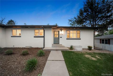 6769 S Foresthill Street Littleton CO 80120