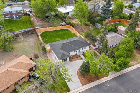 6769 S Foresthill Street Littleton CO 80120