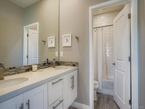 15506 W La Salle Place Place Lakewood CO 80228