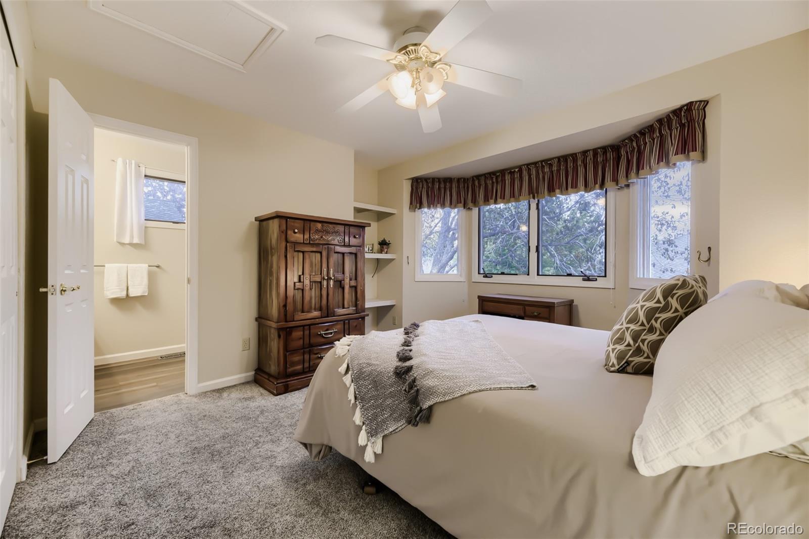 2568 S Independence Court Denver CO 80227