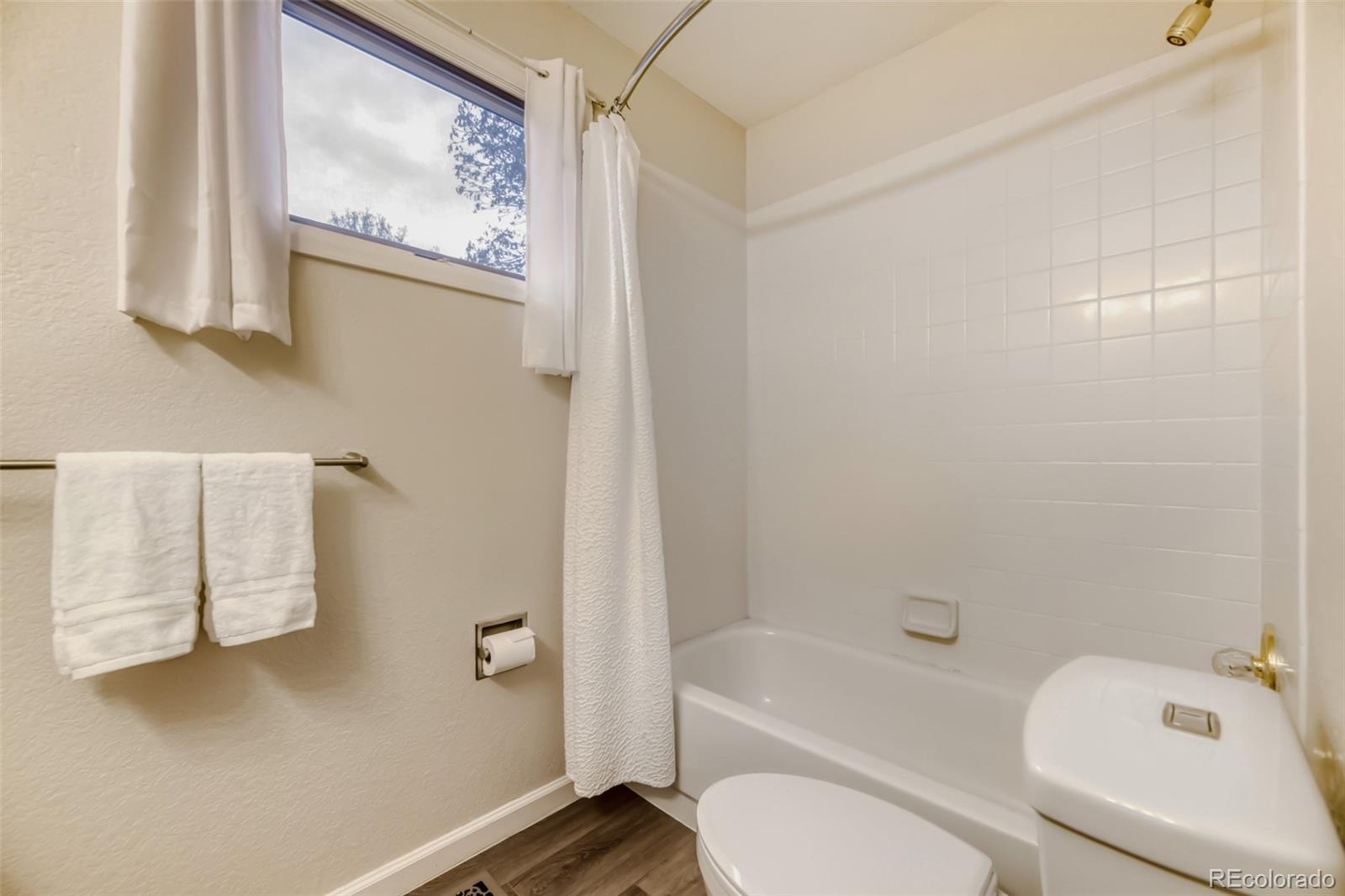 2568 S Independence Court Denver CO 80227