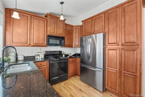 392 Fir Lane Broomfield CO 80020