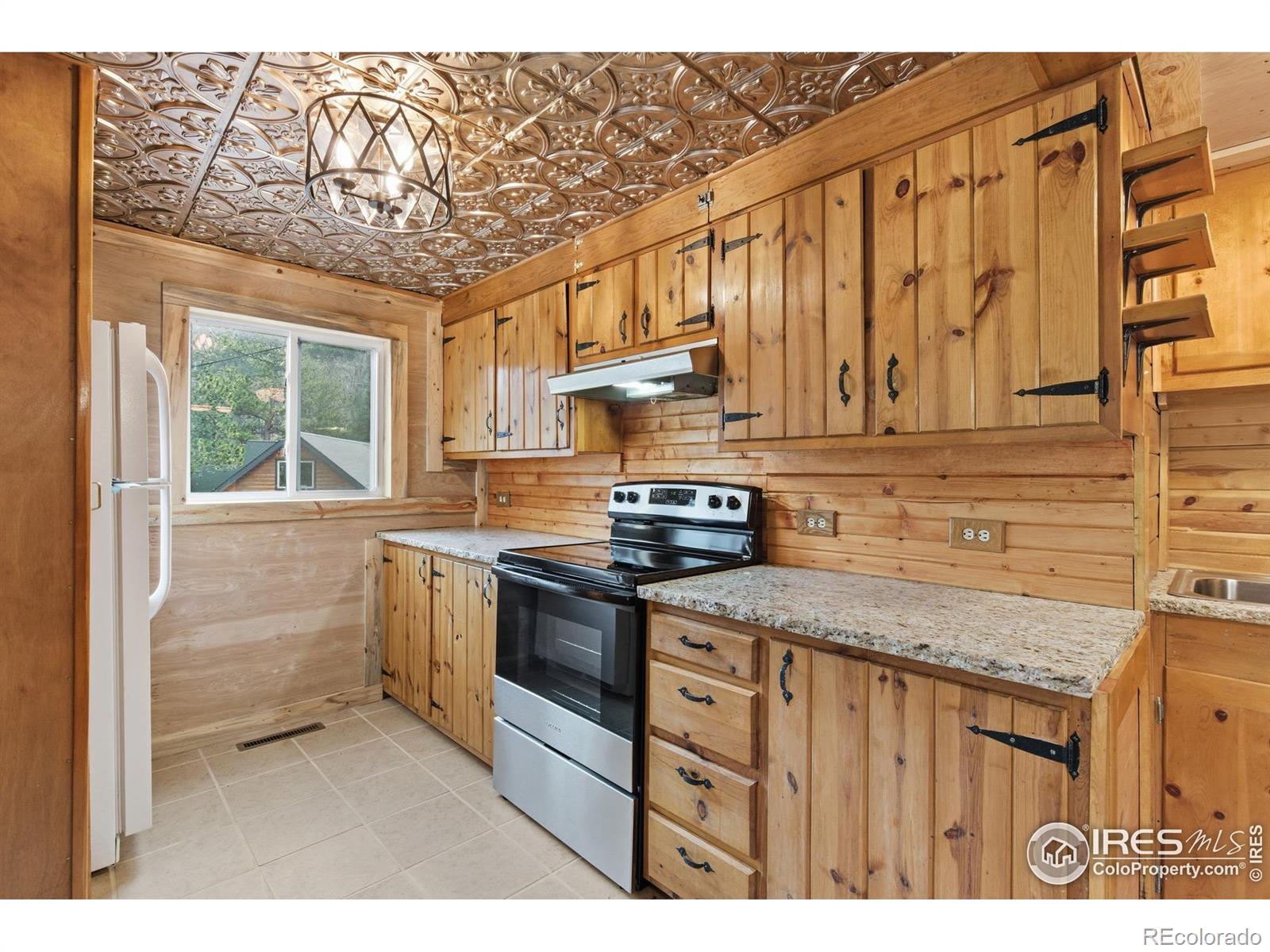 124 Big Pine Lane Drake CO 80515