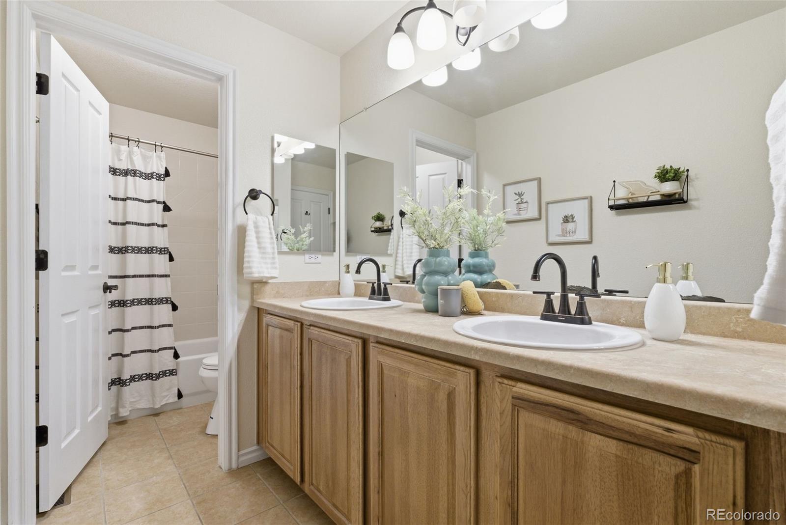 5301 Fullerton Circle Highlands Ranch CO 80130