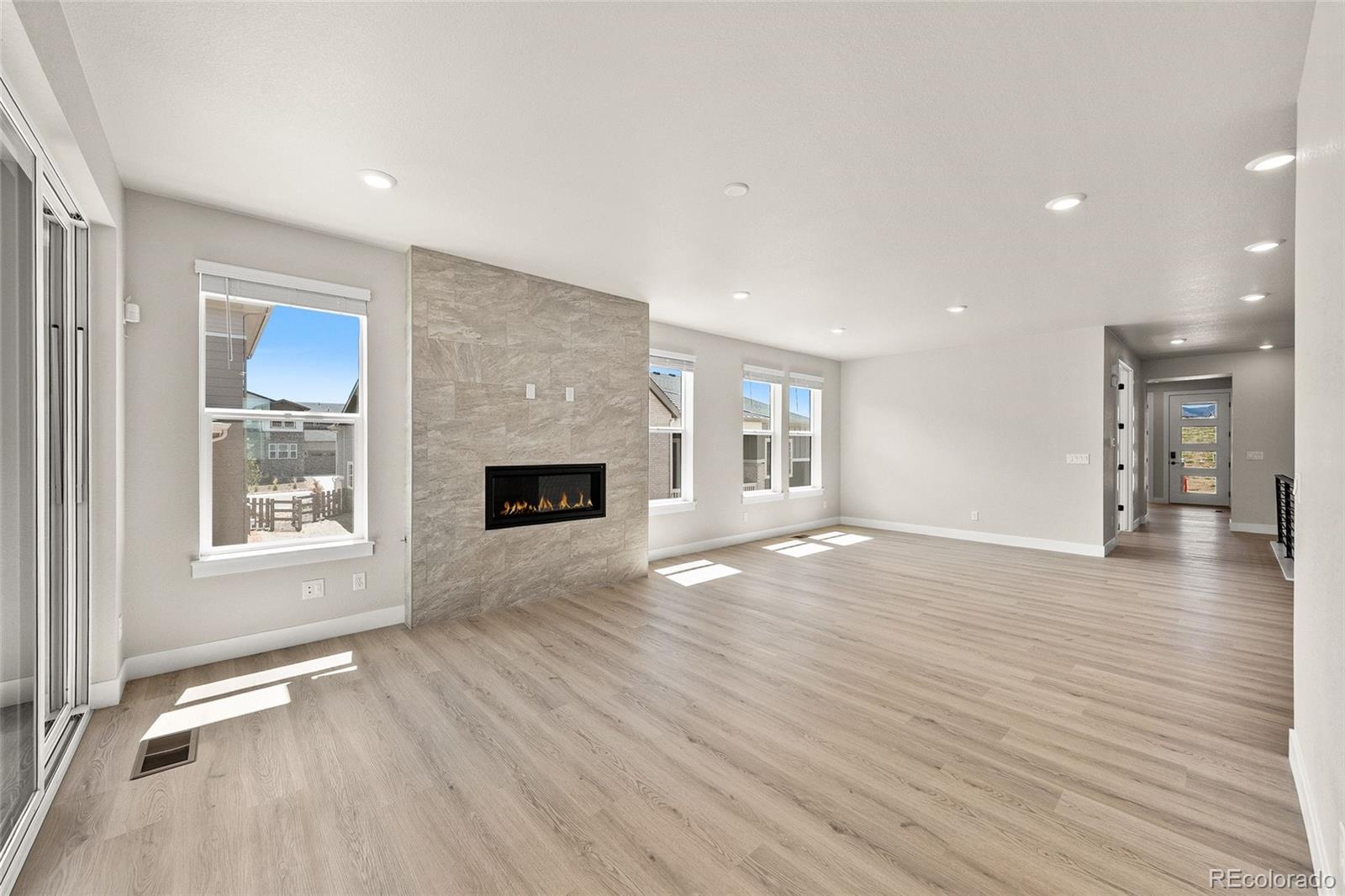 8632 Whiteclover Street Littleton CO 80125