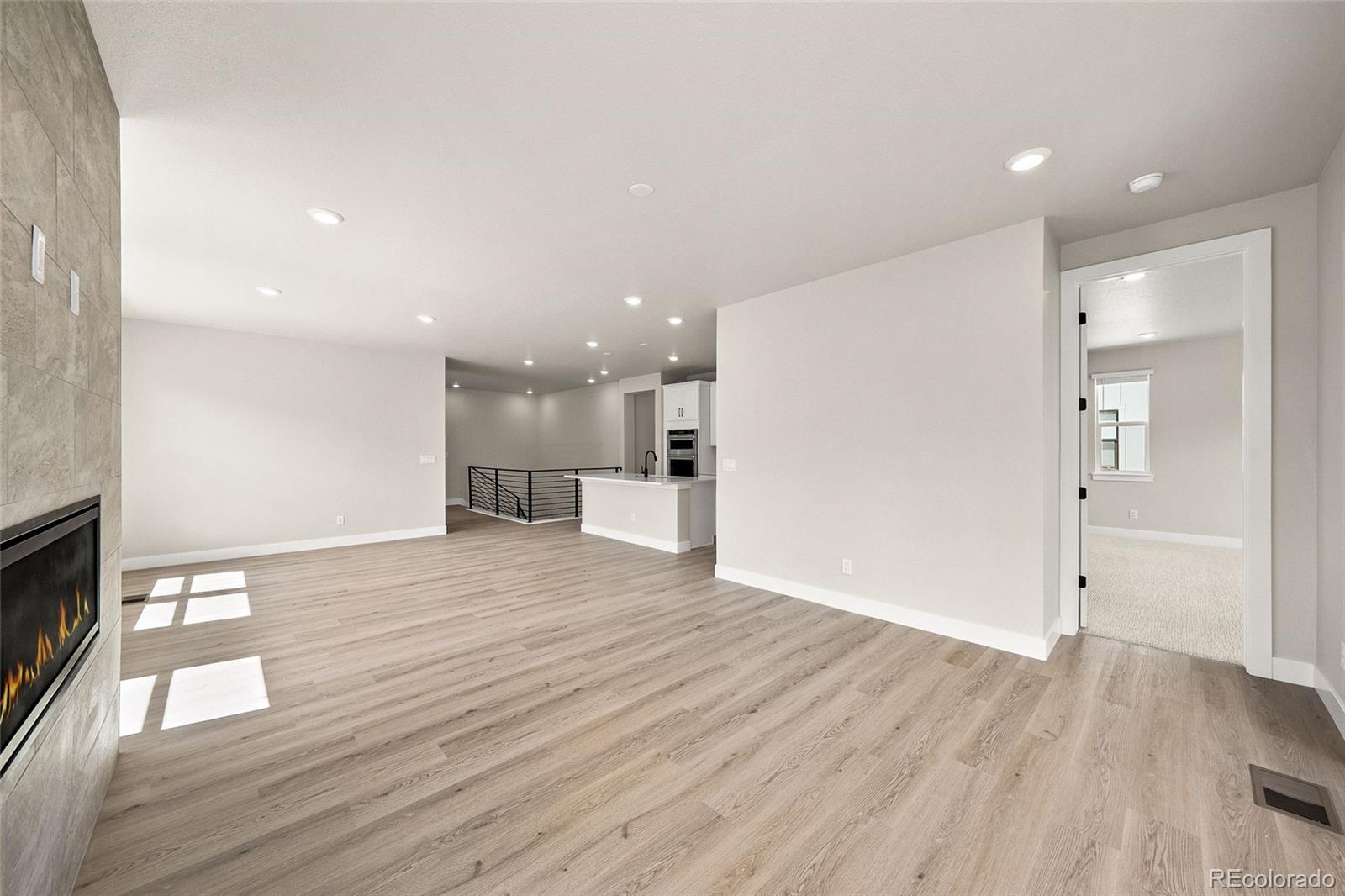8632 Whiteclover Street Littleton CO 80125