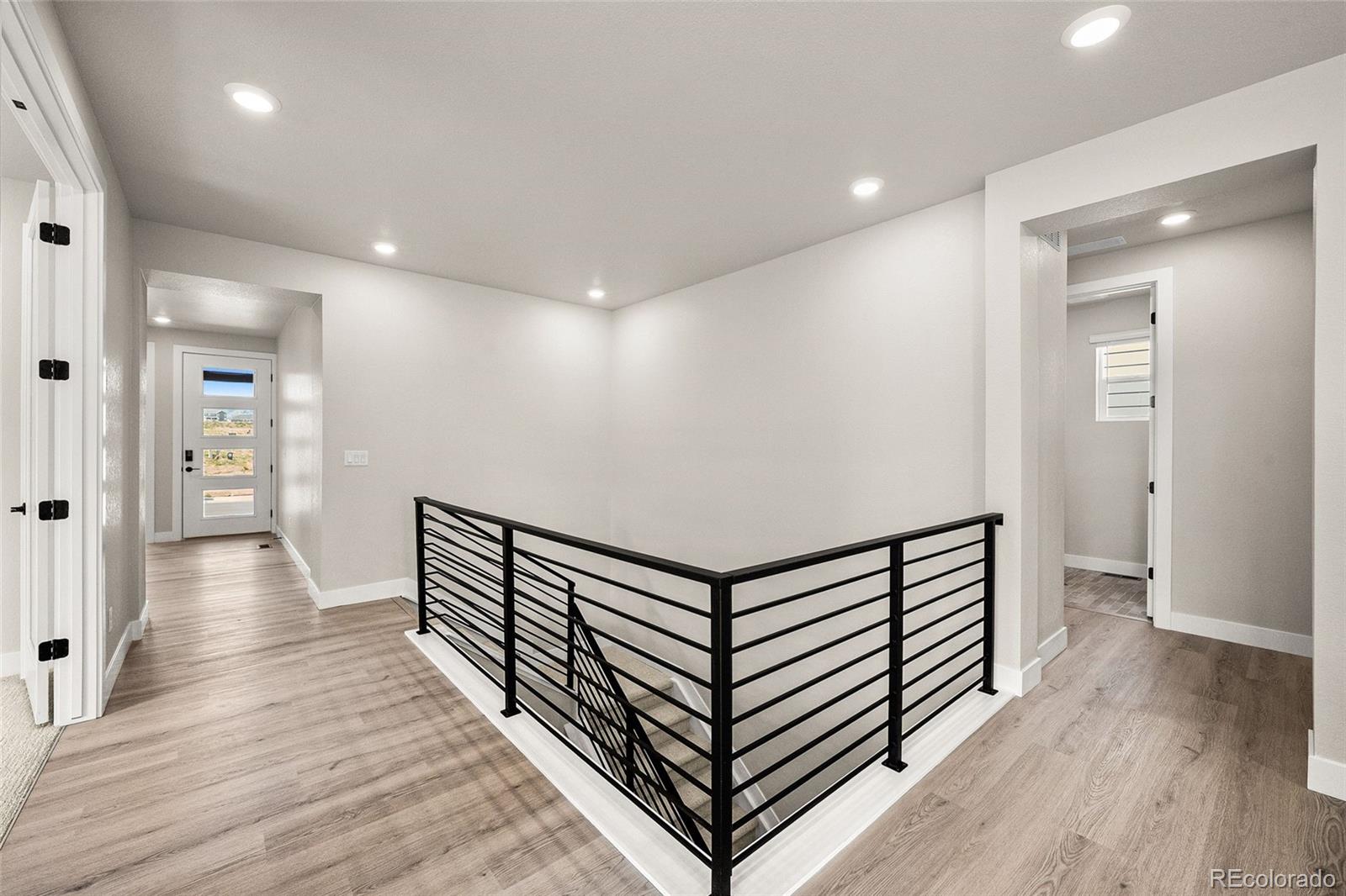 8632 Whiteclover Street Littleton CO 80125