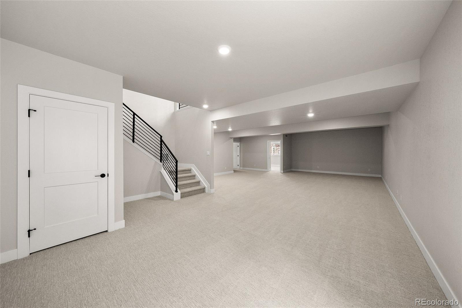 8632 Whiteclover Street Littleton CO 80125