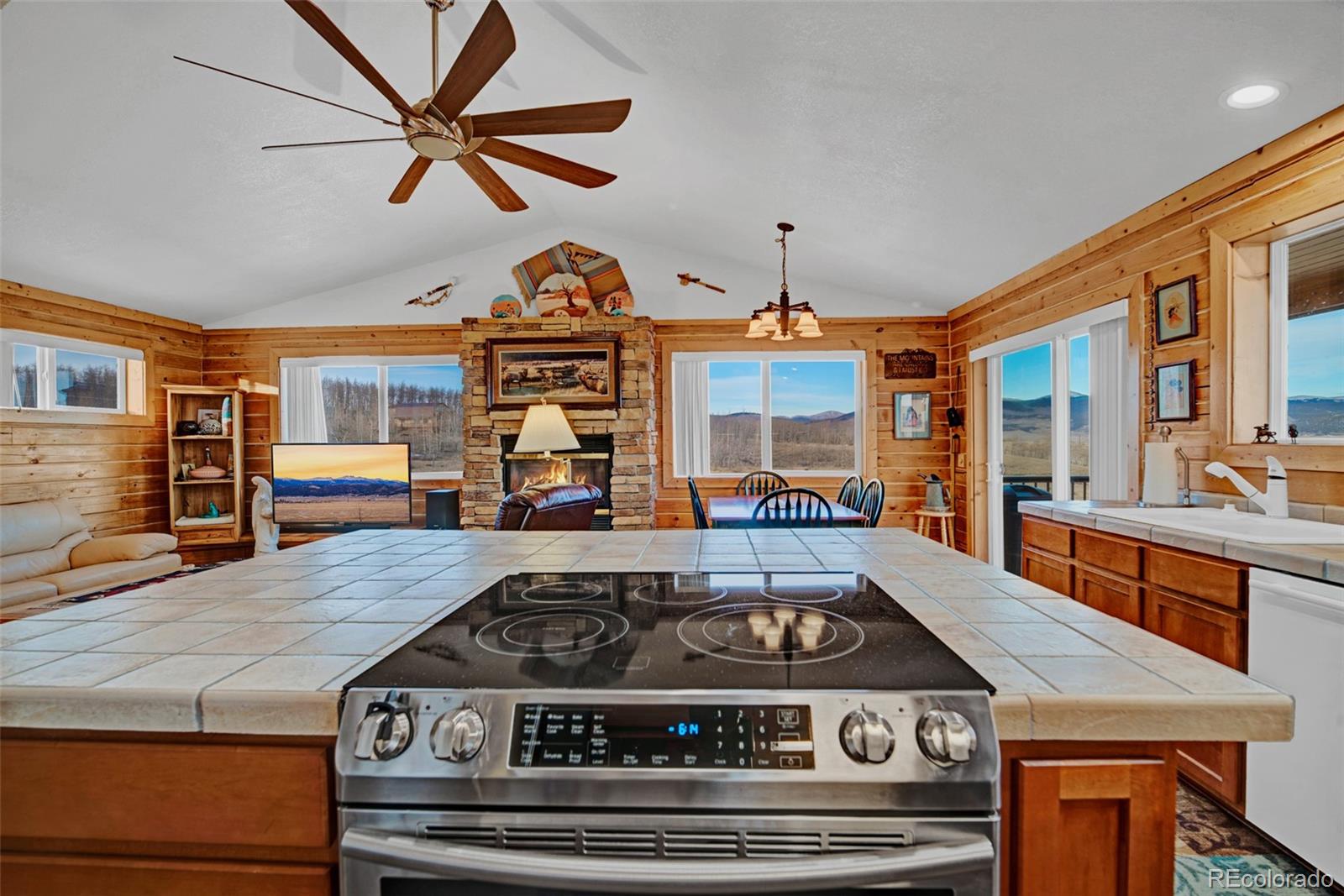 85 Swandyke Court Jefferson CO 80456