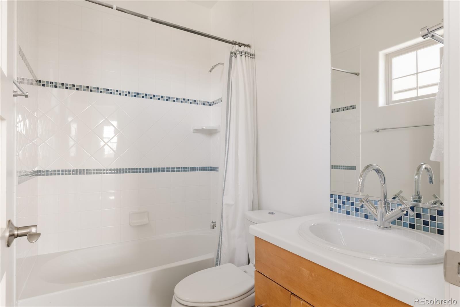 9091 E 33rd Avenue Denver CO 80238