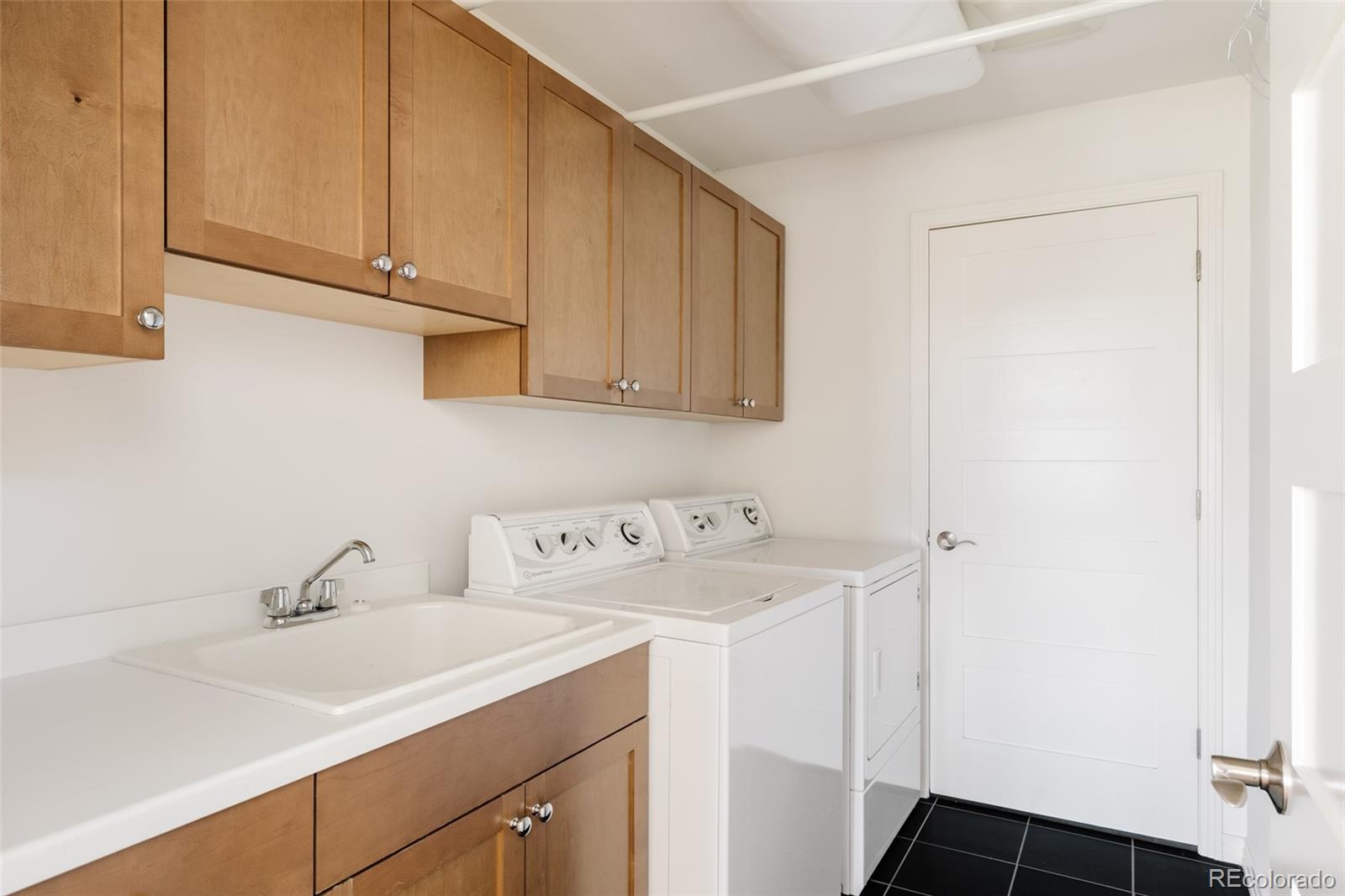 9091 E 33rd Avenue Denver CO 80238