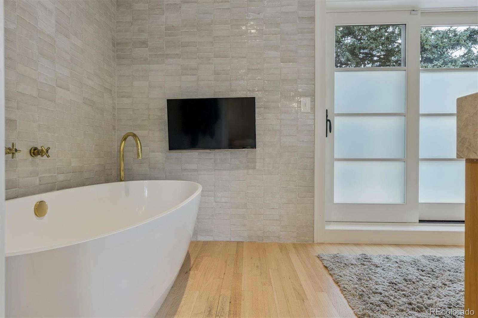 435 Ivanhoe Street Denver CO 80220