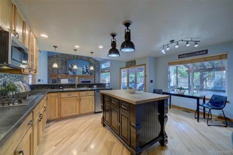 4431 Flat Top Place Colorado Springs CO 80923