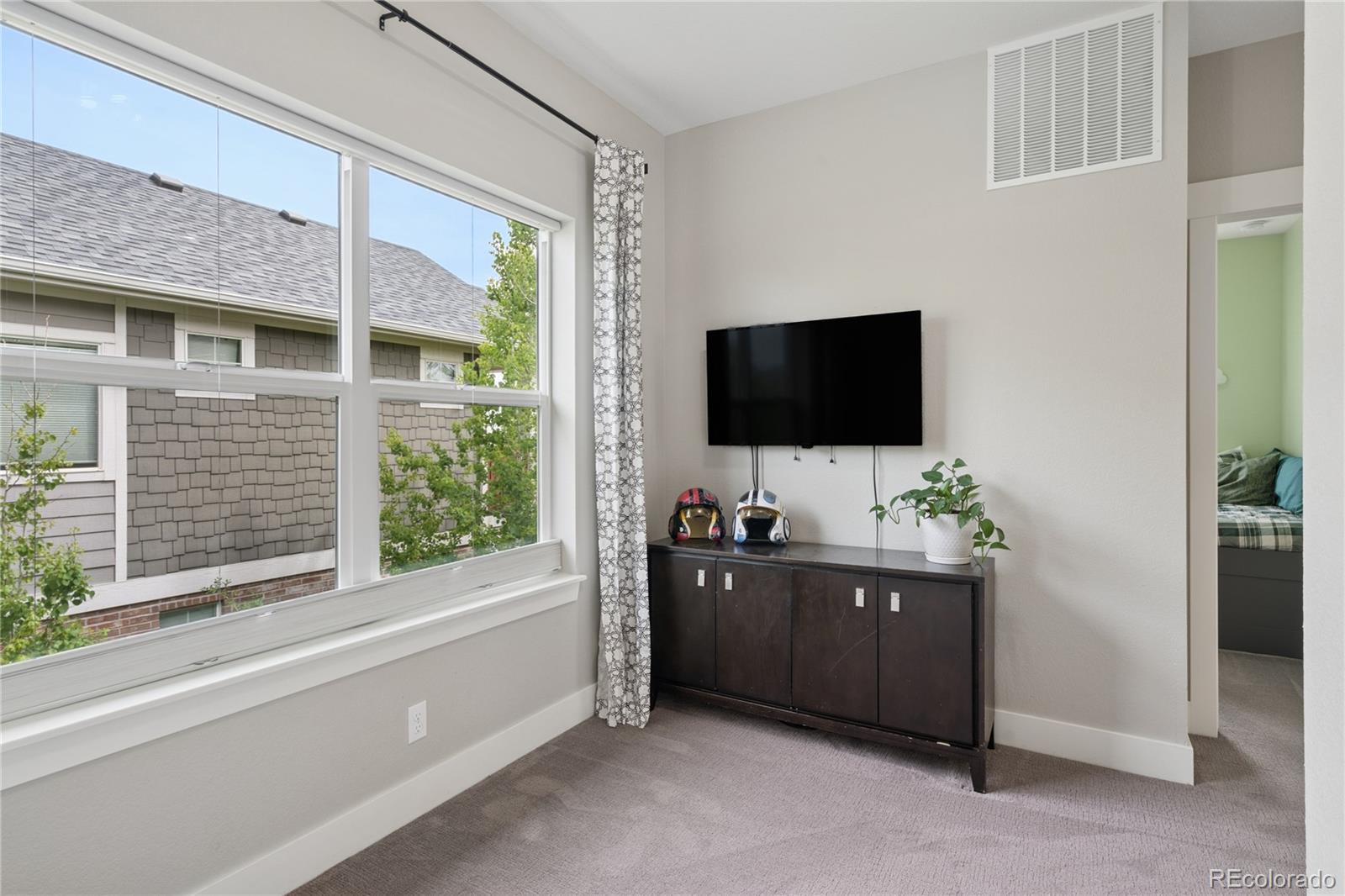 827 Uinta Way Denver CO 80230