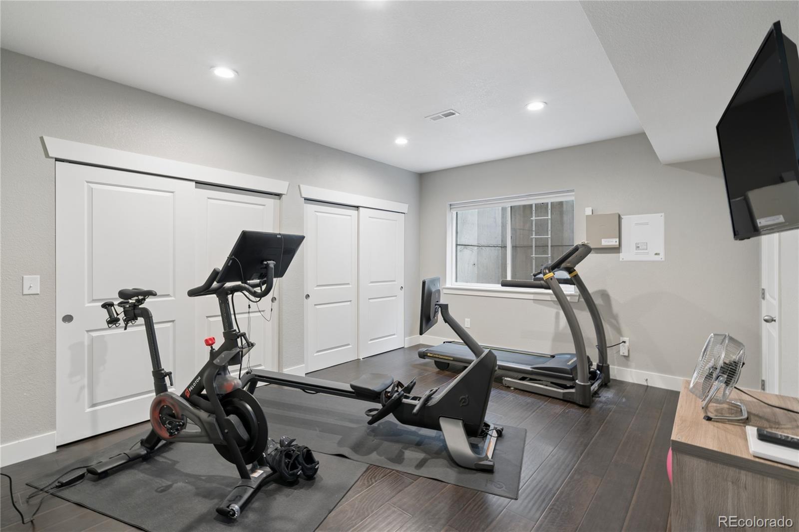827 Uinta Way Denver CO 80230