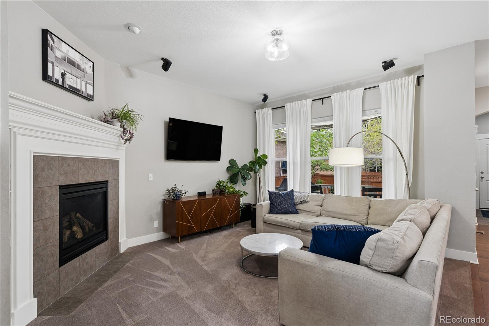 827 Uinta Way Denver CO 80230