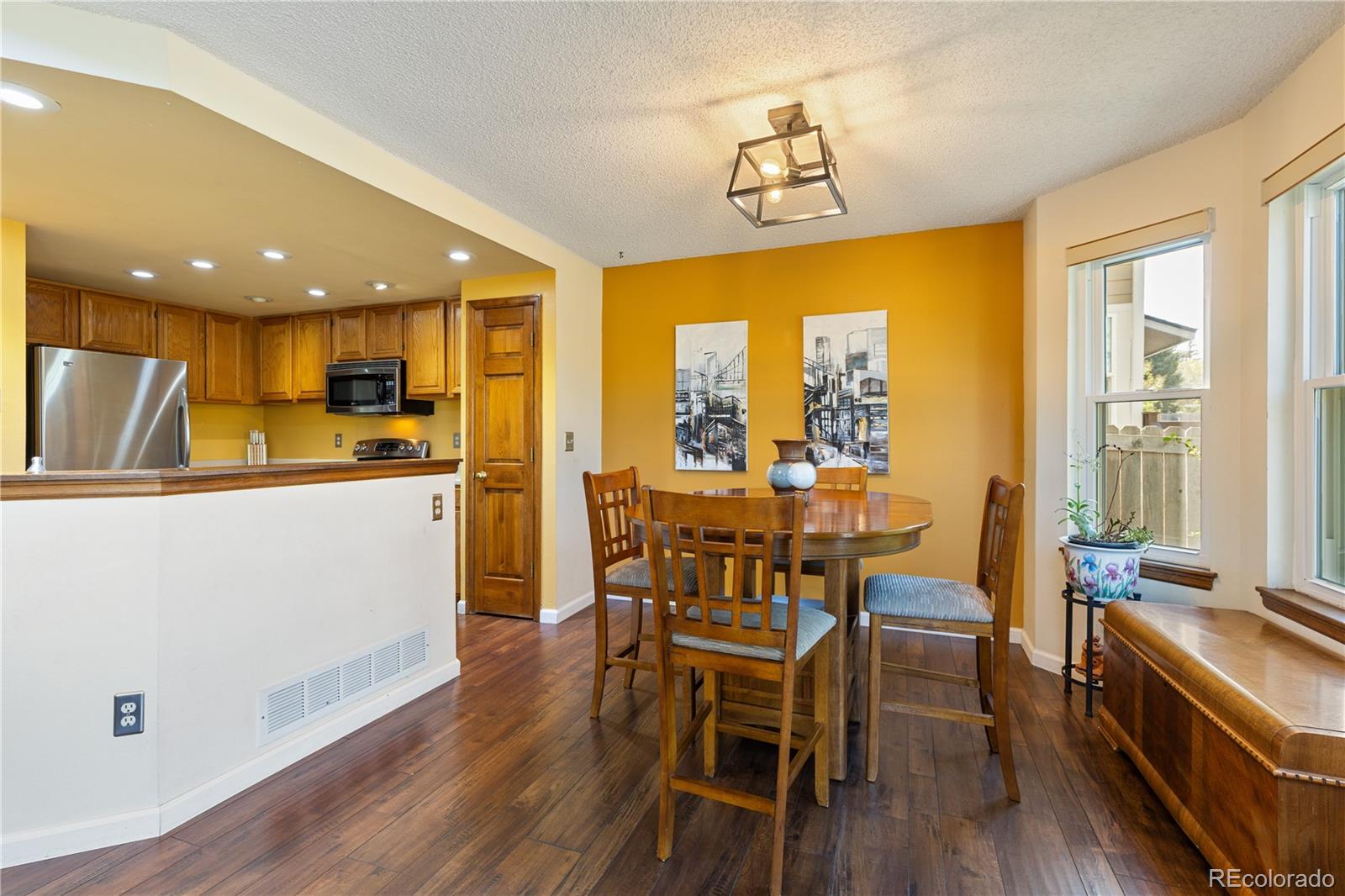 2077 E Phillips Place Centennial CO 80122