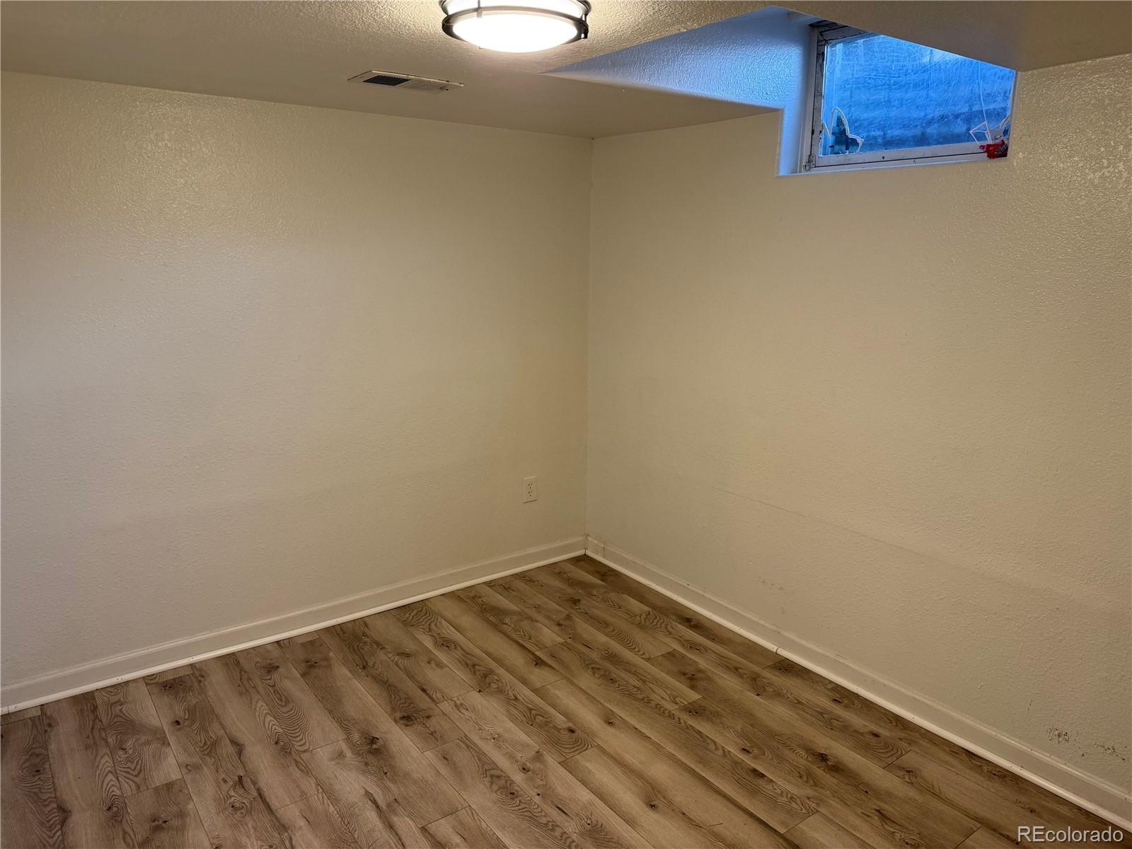 5520 Eagle Street Denver CO 80239