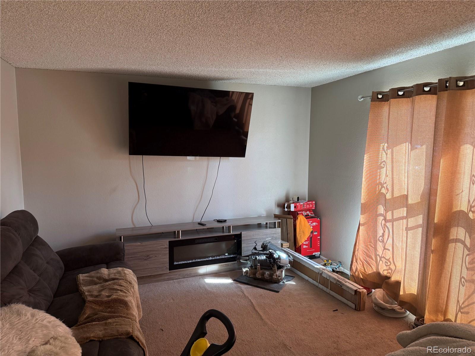 5520 Eagle Street Denver CO 80239
