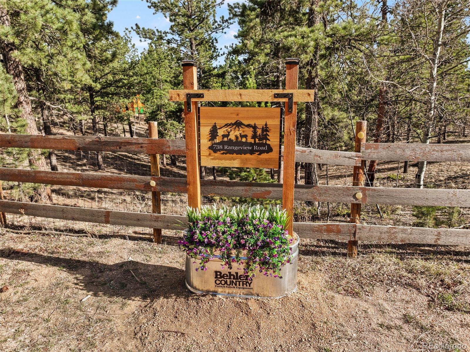 738 Rangeview Road Divide CO 80814