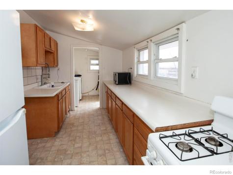 424 S Lincoln Avenue Fleming CO 80728