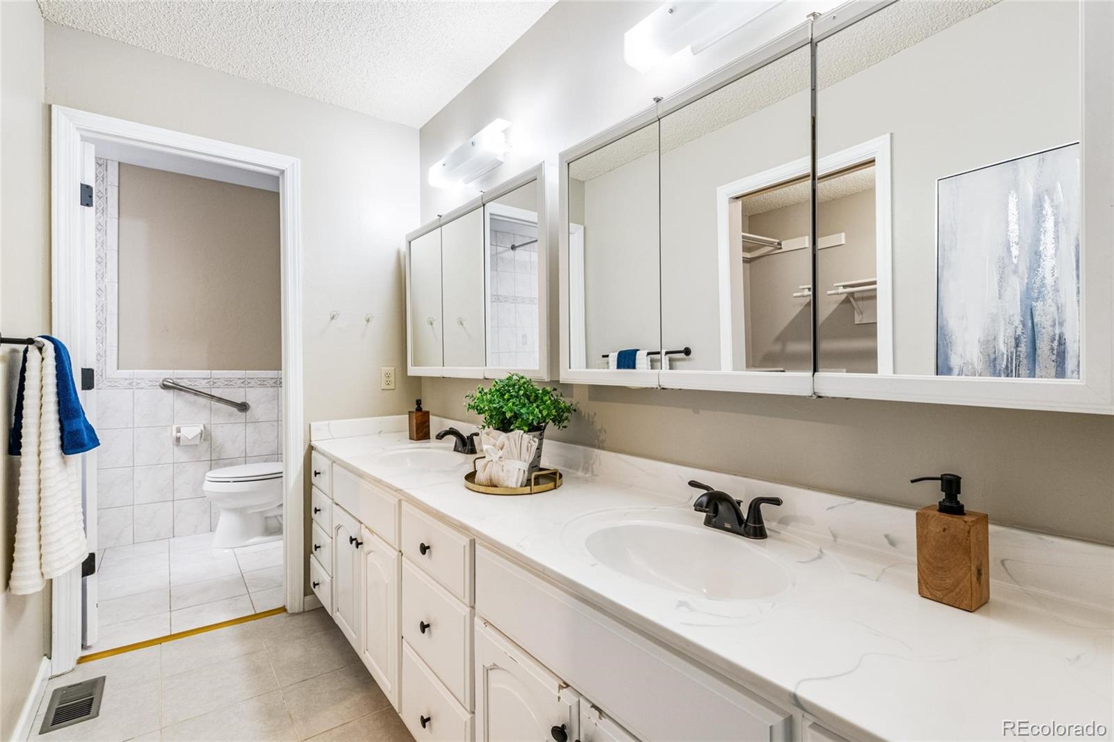 5804 S Kline Street Littleton CO 80127