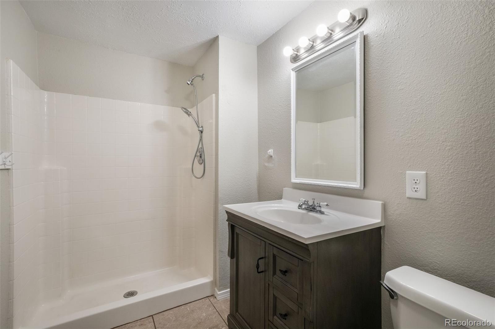1643 S Canoe Creek Drive Colorado Springs CO 80906
