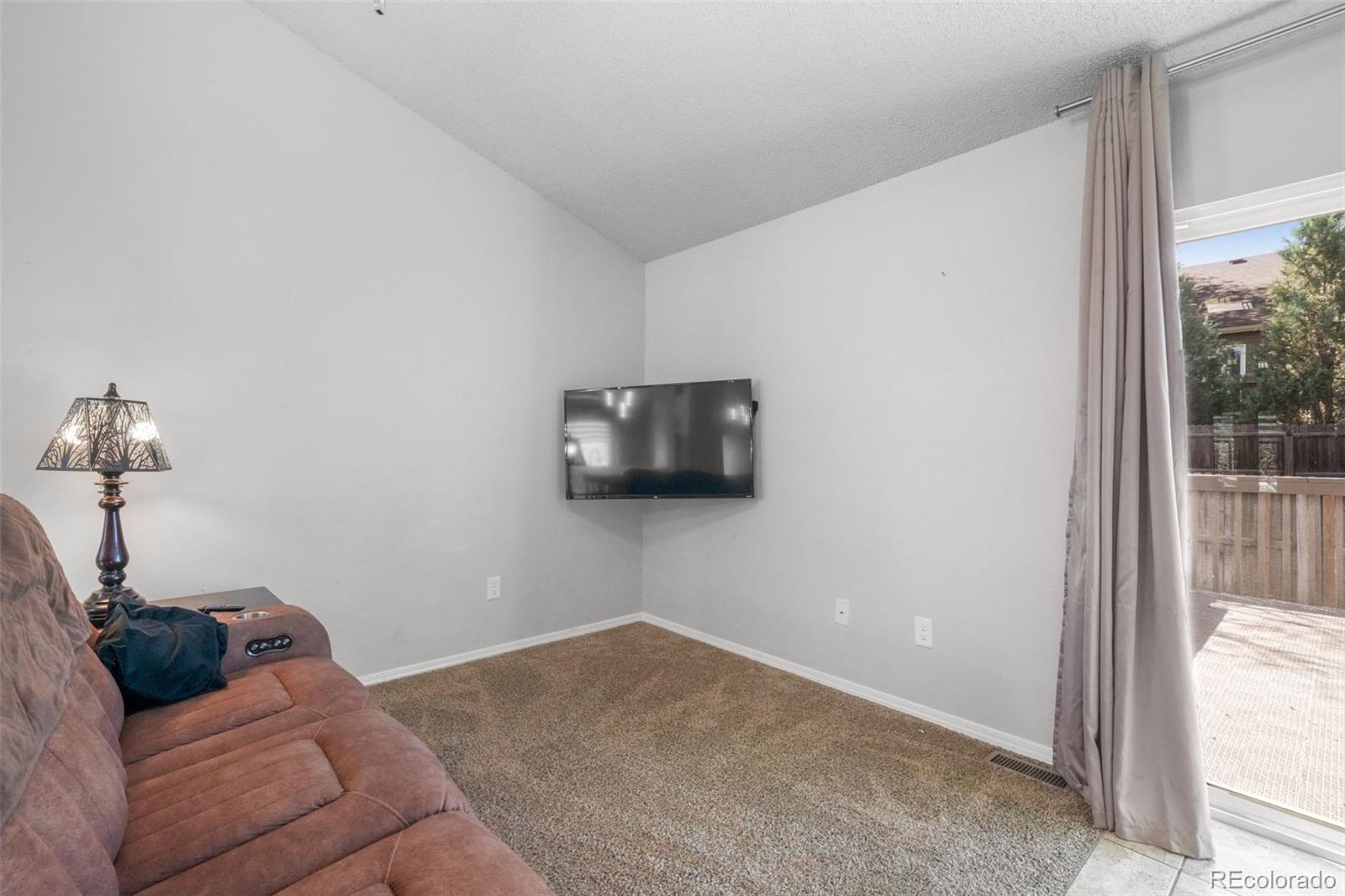 1643 S Canoe Creek Drive Colorado Springs CO 80906