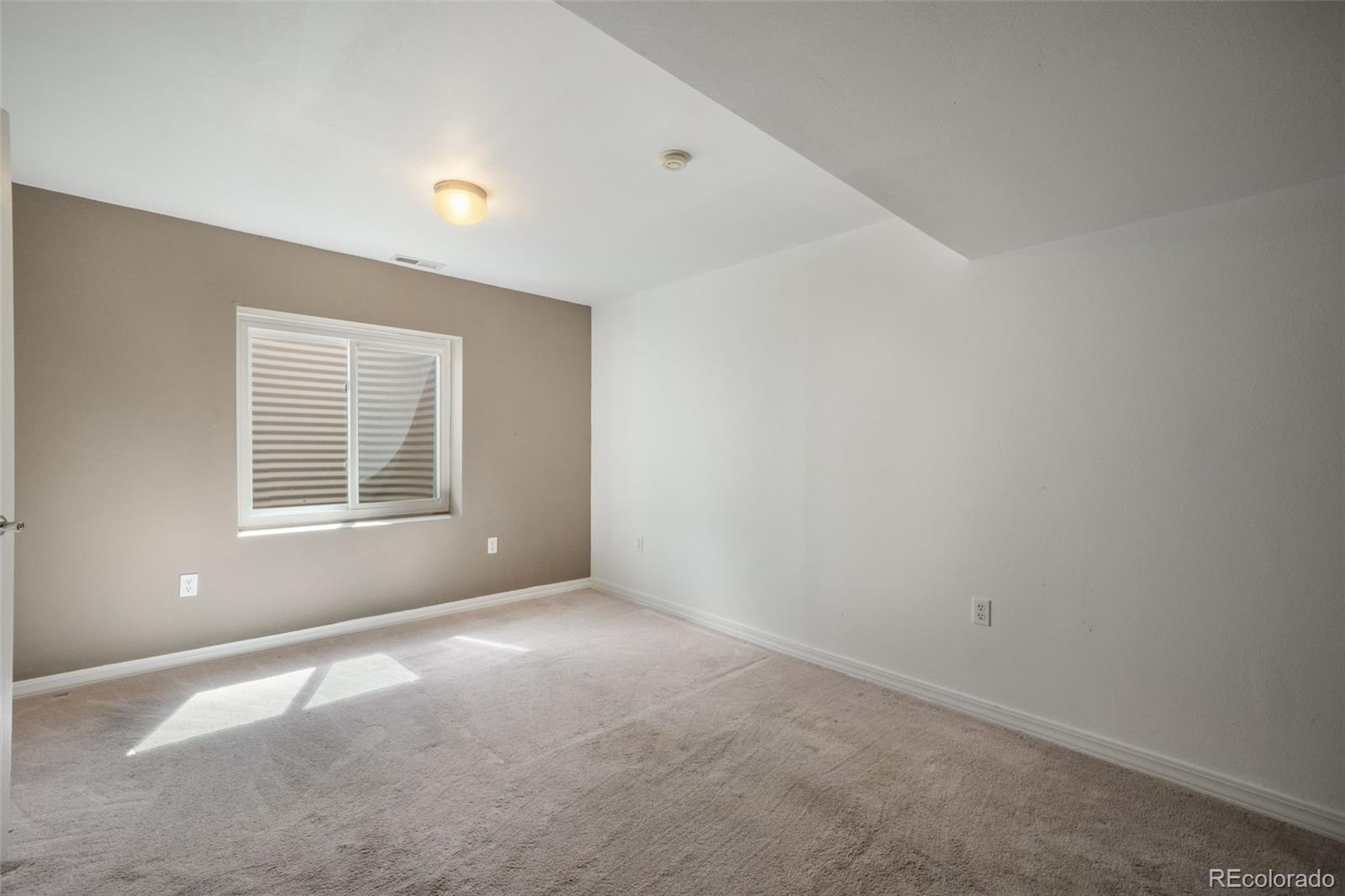 1643 S Canoe Creek Drive Colorado Springs CO 80906