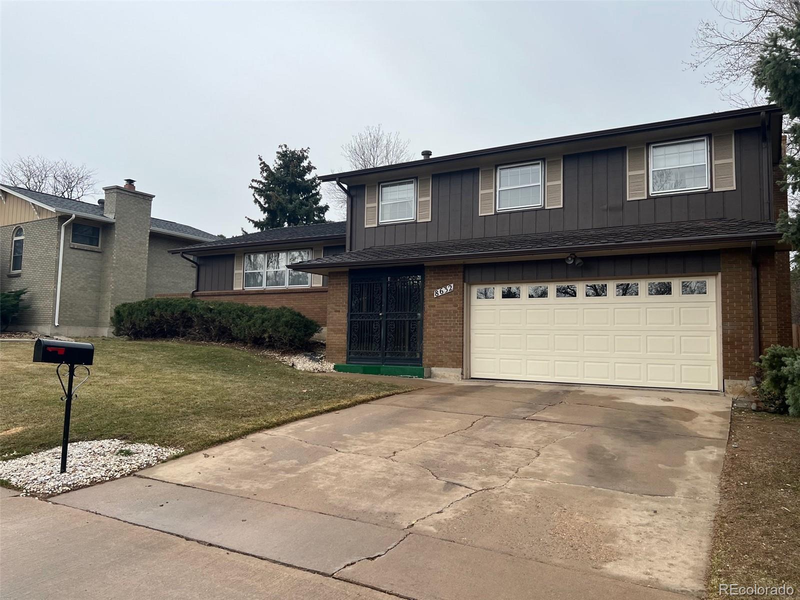 8632 E Layton Avenue Denver CO 80237