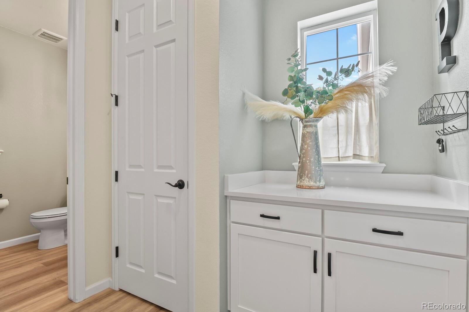 208 S Waterloo Street Aurora CO 80018