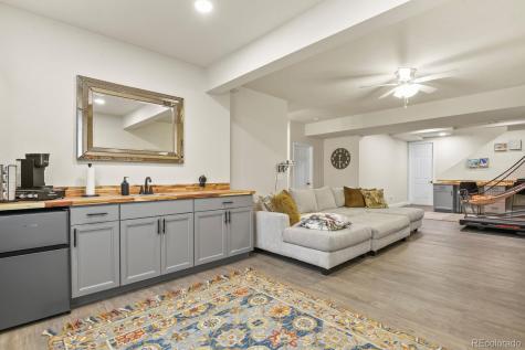 208 S Waterloo Street Aurora CO 80018