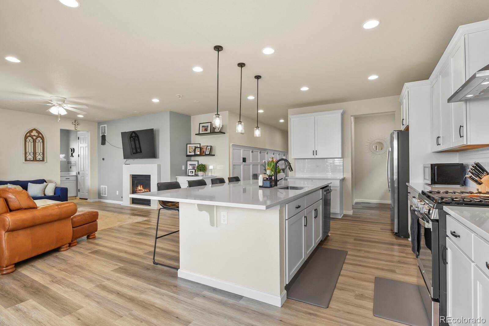 208 S Waterloo Street Aurora CO 80018