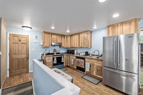 8227 Depew Way Arvada CO 80003