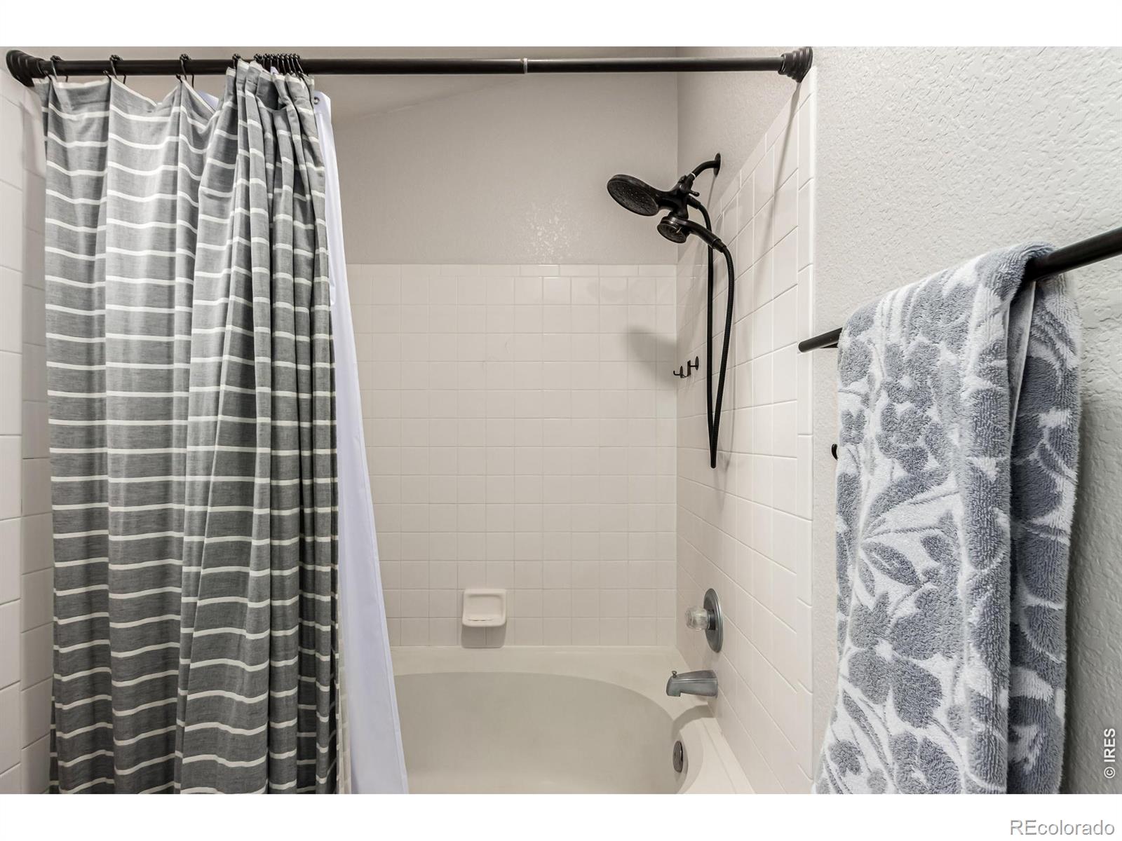 9712 Queenscliffe Drive Highlands Ranch CO 80130
