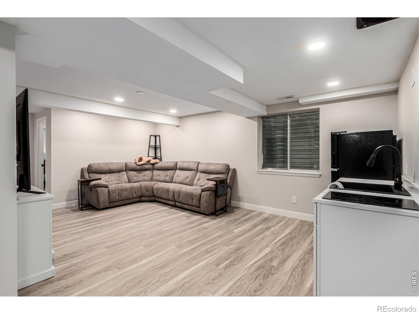 9712 Queenscliffe Drive Highlands Ranch CO 80130