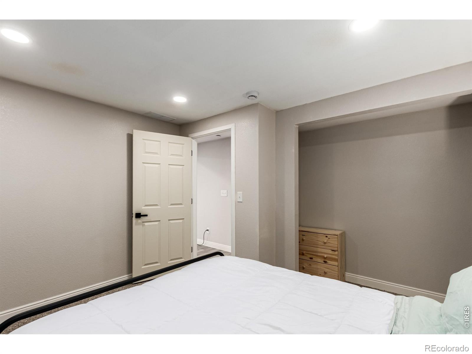 9712 Queenscliffe Drive Highlands Ranch CO 80130
