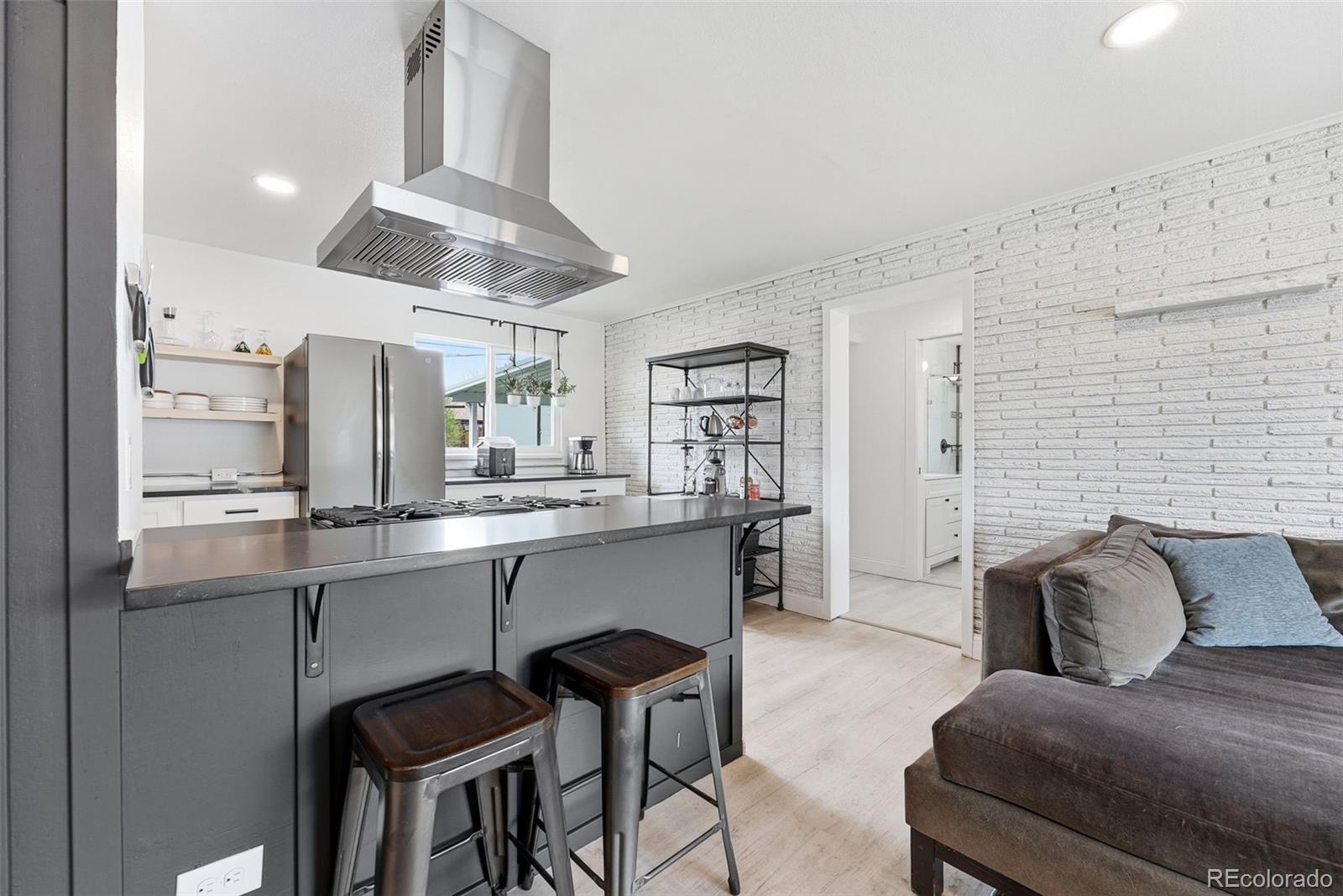 34 Yates Street Denver CO 80219