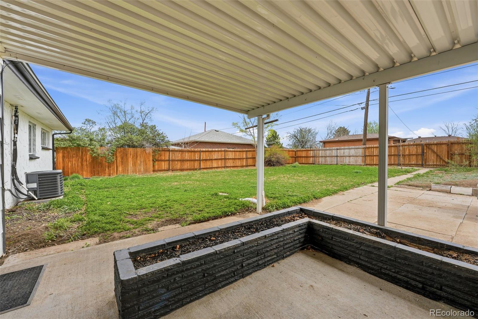 34 Yates Street Denver CO 80219