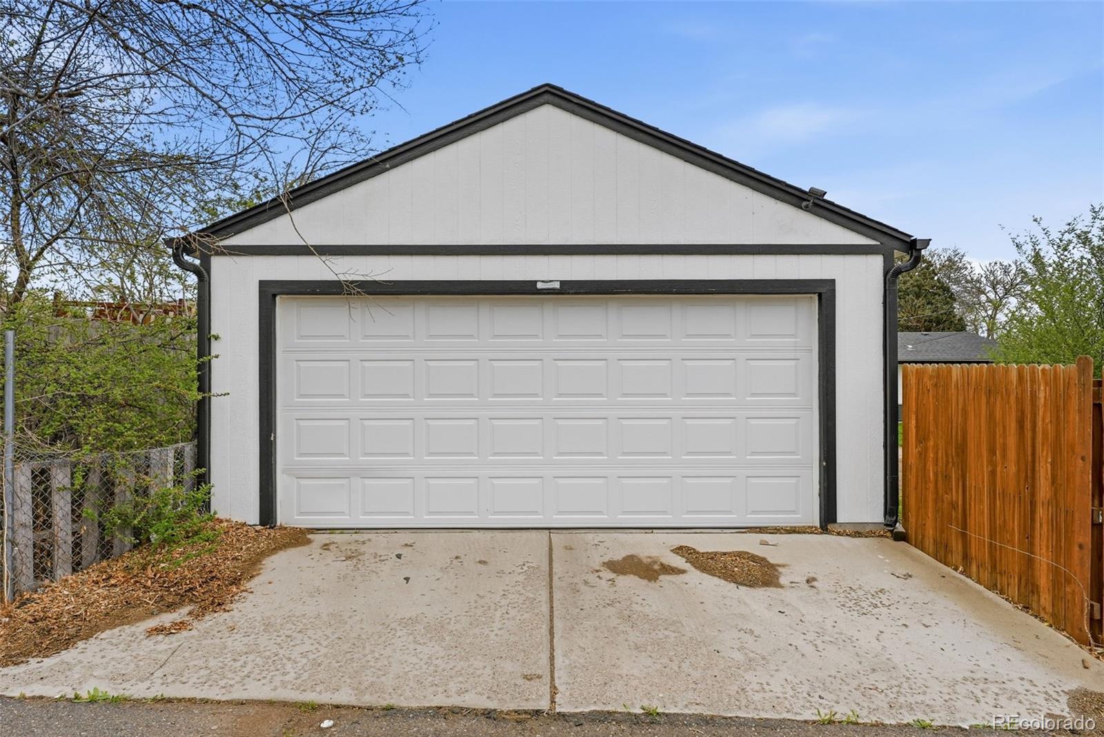 34 Yates Street Denver CO 80219